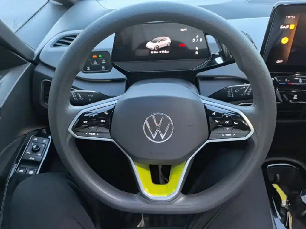Volkswagen ID.3 — миниатюра 11
