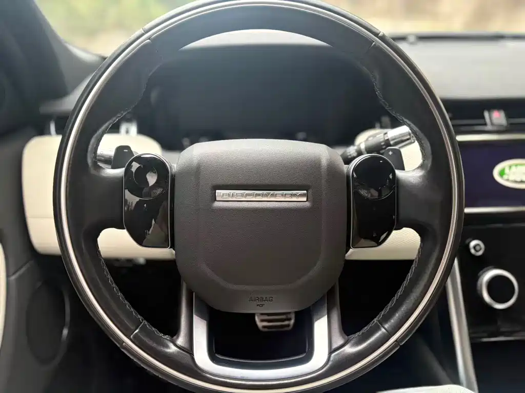 LAND ROVER DISCOVER SPORTS