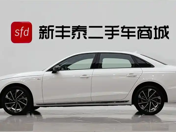 Audi A4L 2024 Белый из Китая, фото 6