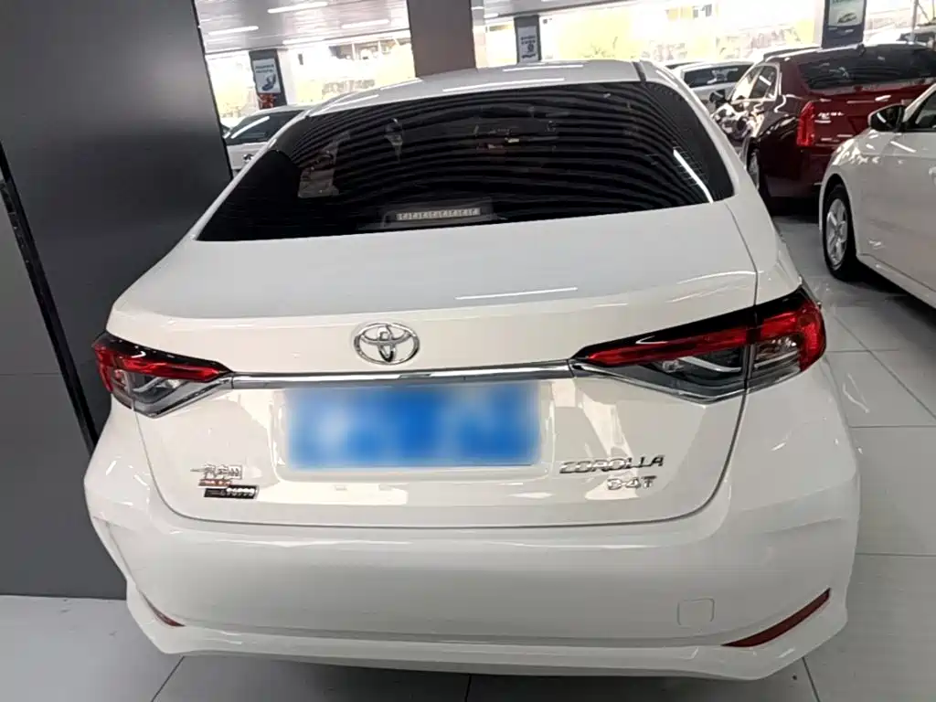 Toyota Corolla — миниатюра 6