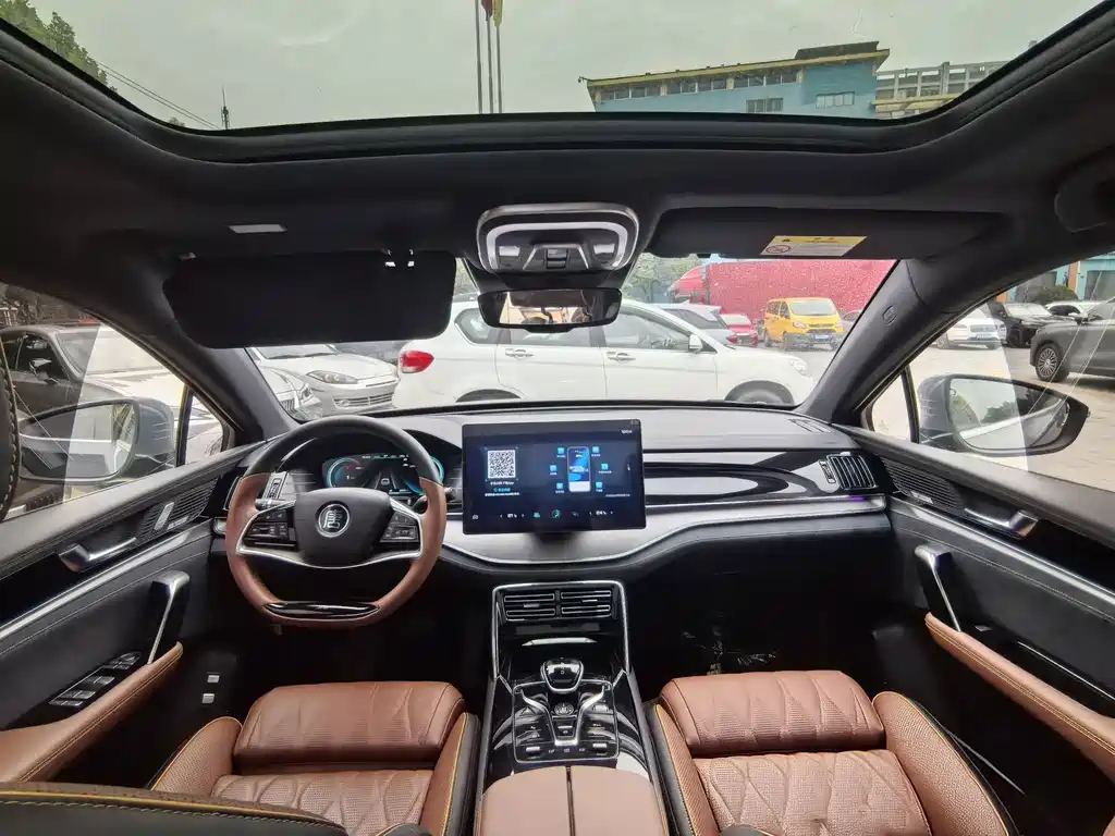 BYD Tang New Energy — миниатюра 6