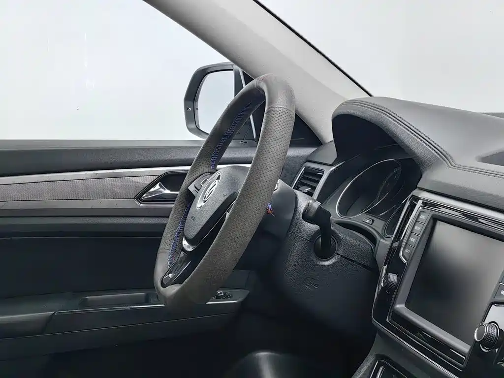 Volkswagen Teramont — миниатюра 22
