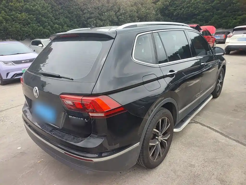 Volkswagen Tiguan L L 2019 330TSI AT Luxury VI