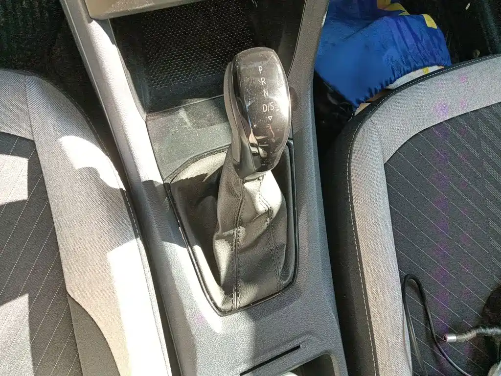 Volkswagen Tharu — миниатюра 7