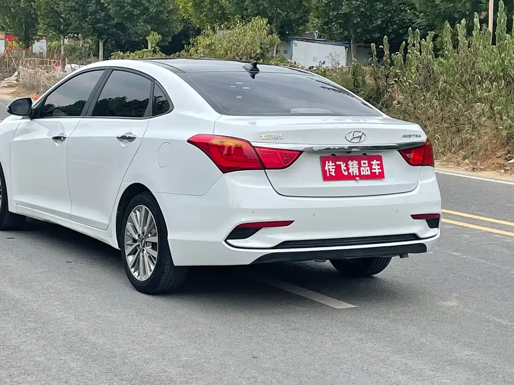 Hyundai Mistra — миниатюра 12