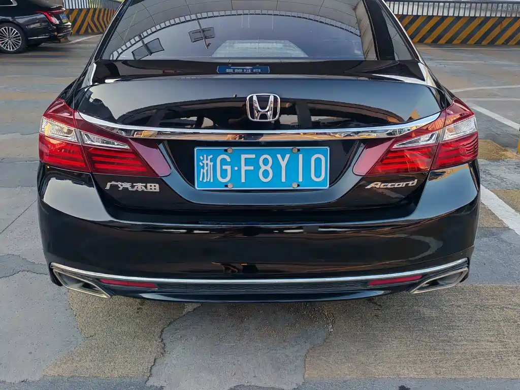 Honda Accord — миниатюра 5