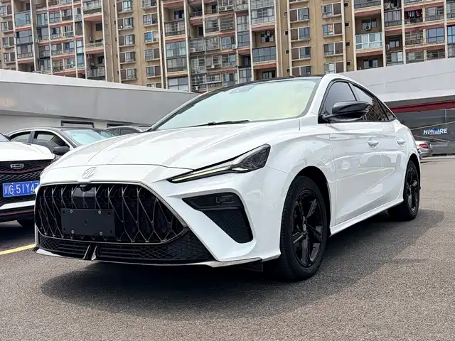 2022 MG 5