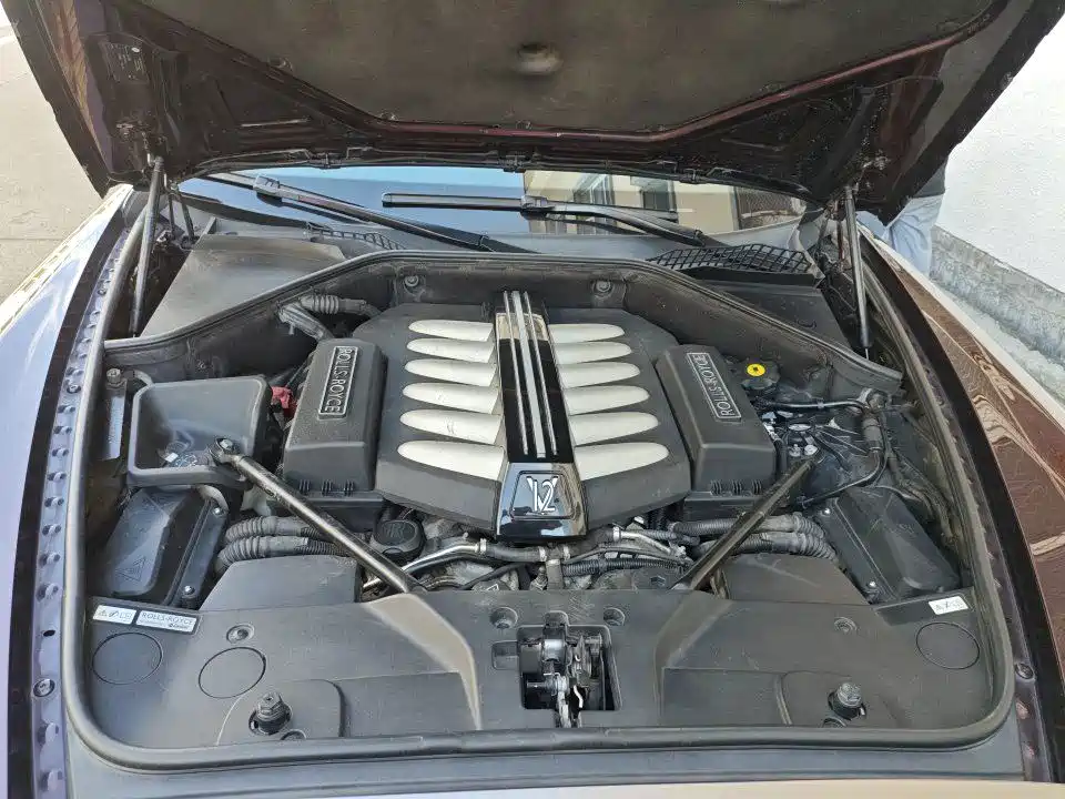 Rolls-Royce Ghost — миниатюра 14