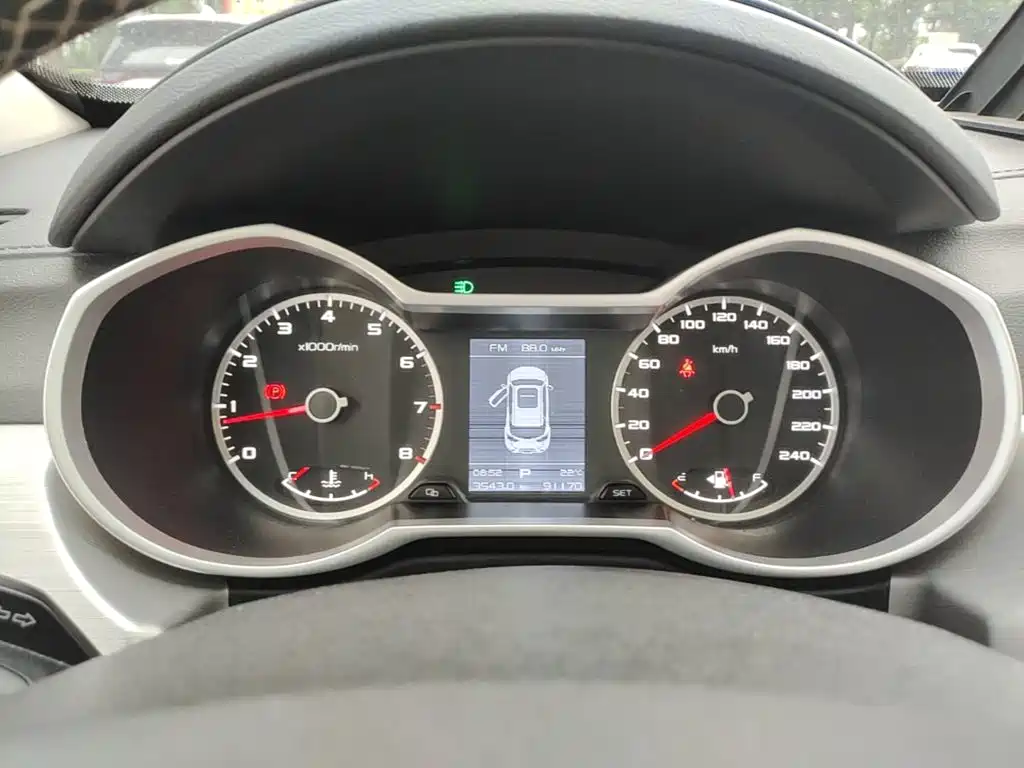 Geely Boyue — миниатюра 12