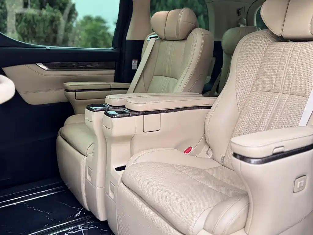 Toyota Alphard 2021 2.5L Premium