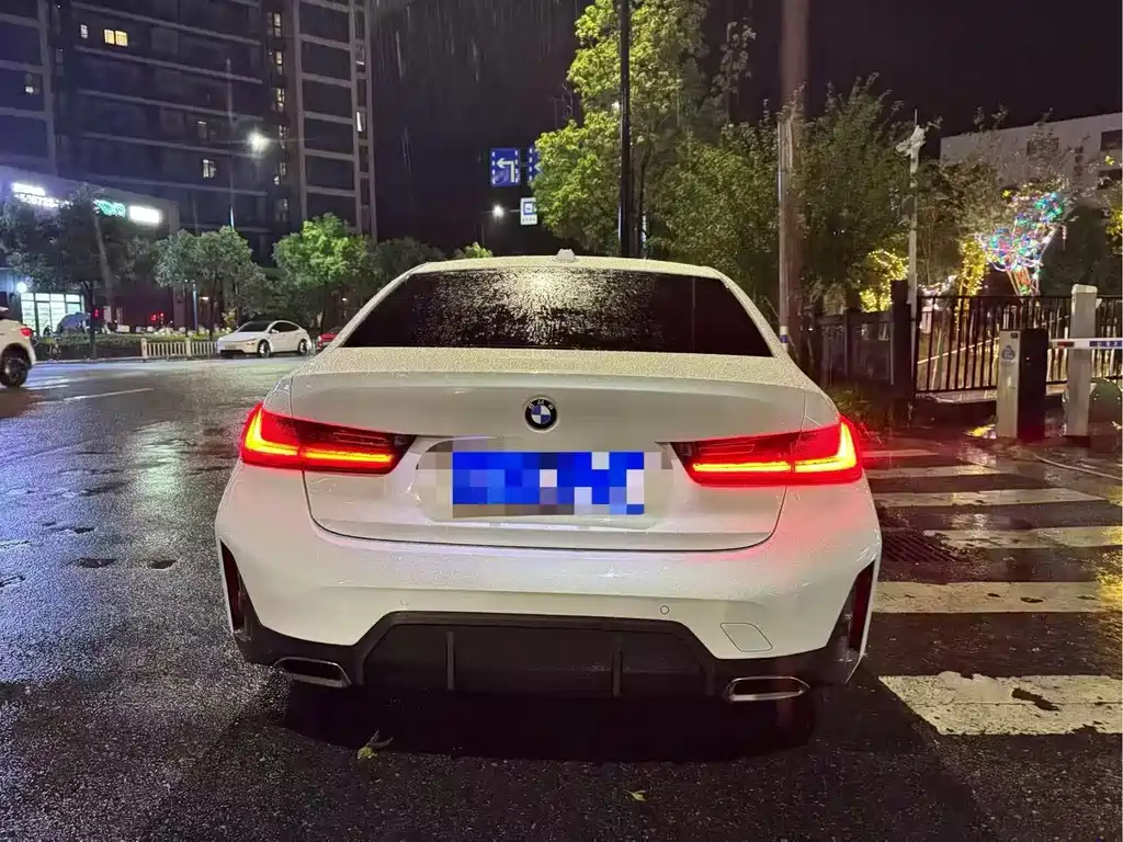 BMW 3 Series — миниатюра 9