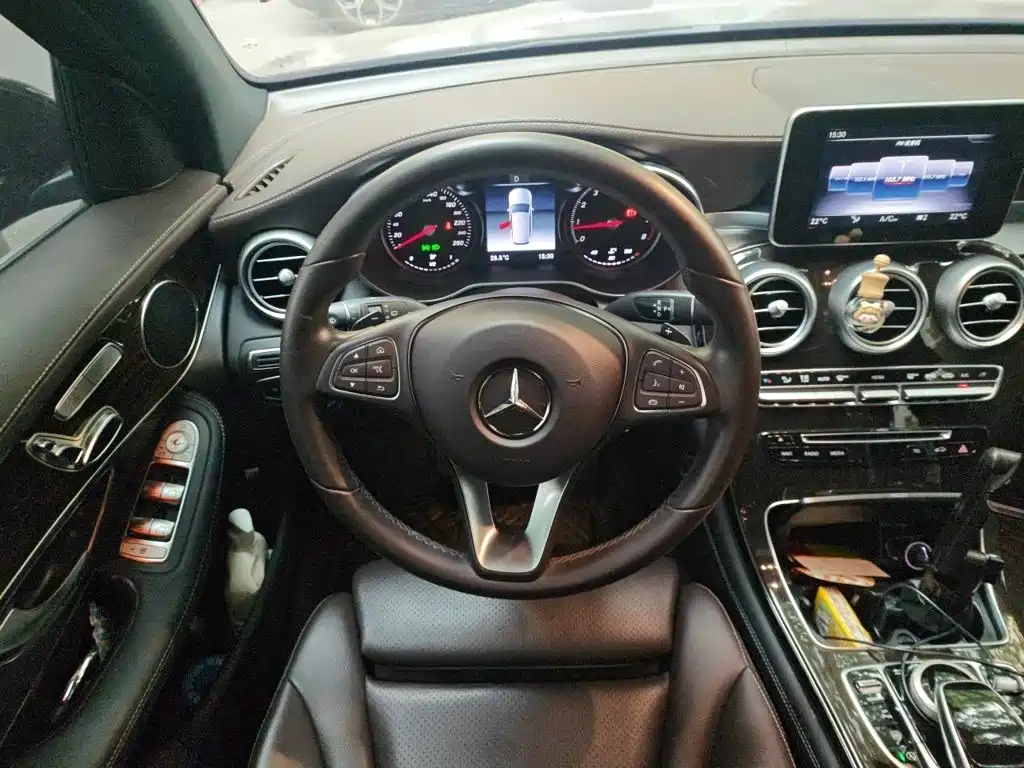 Mercedes-Benz GLC — миниатюра 11