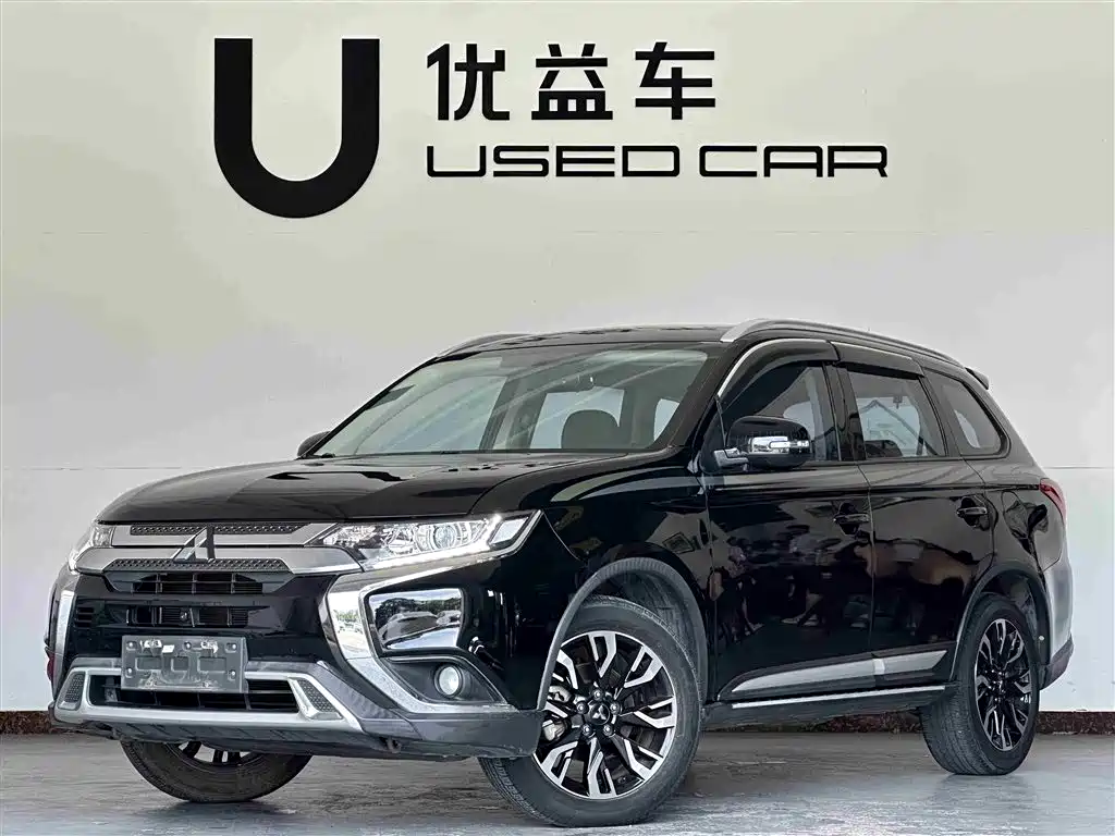 Купить Mitsubishi Outlander