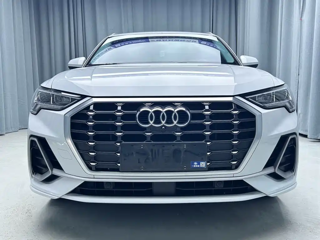 Audi Q3 2022 35 TFSI Fashion
