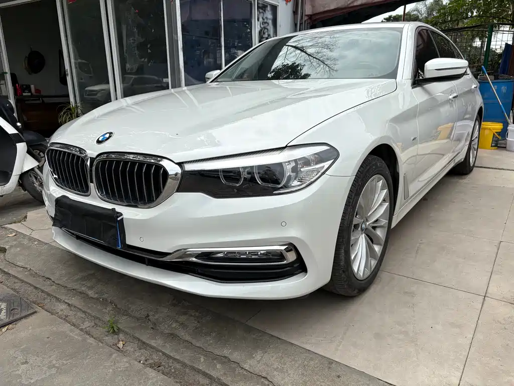 BMW 5 Series 2018 Facelift 530Li Leading Type Luxury Package