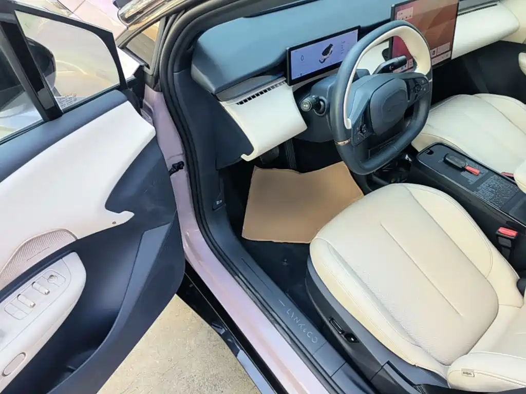 Lynk & Co Z20 — миниатюра 16
