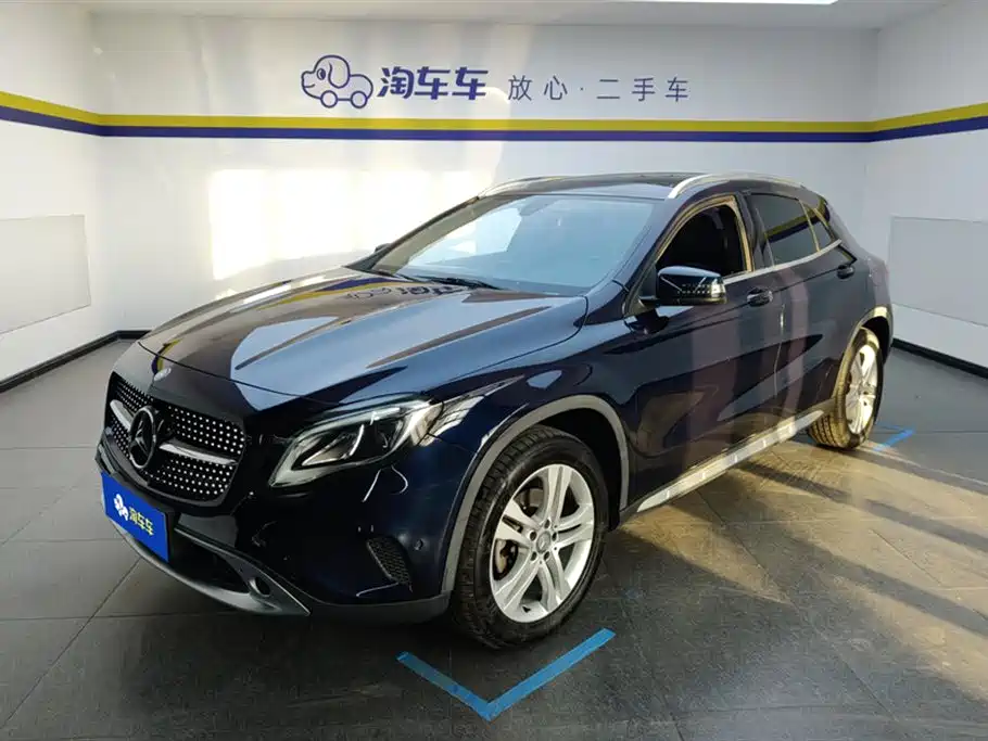 Mercedes-Benz GLA 2016