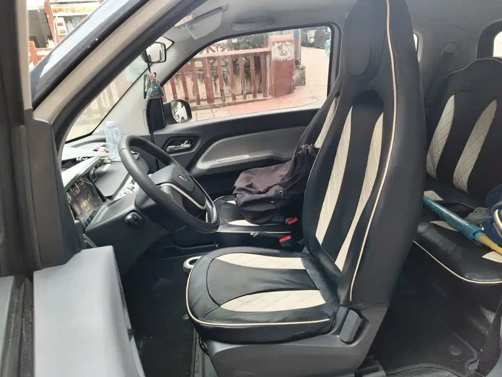 Wuling MINIEV — миниатюра 11