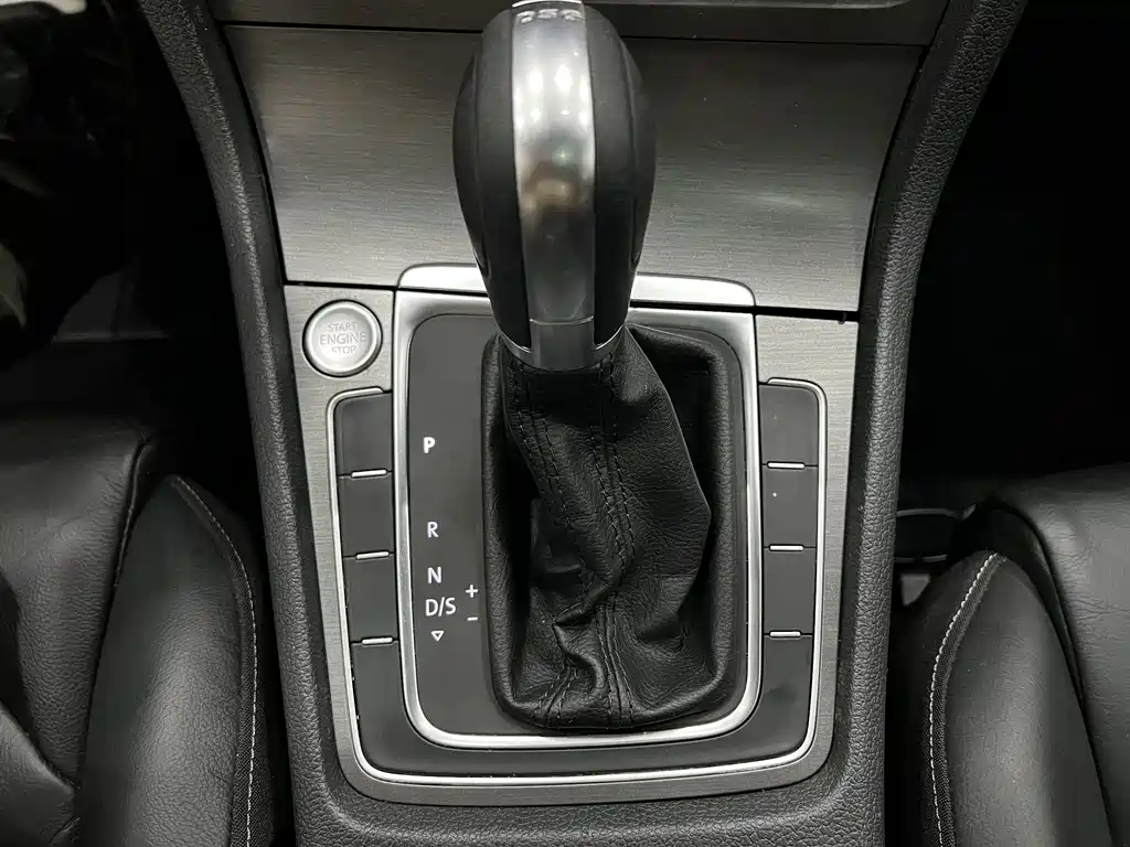 Volkswagen Golf — миниатюра 11