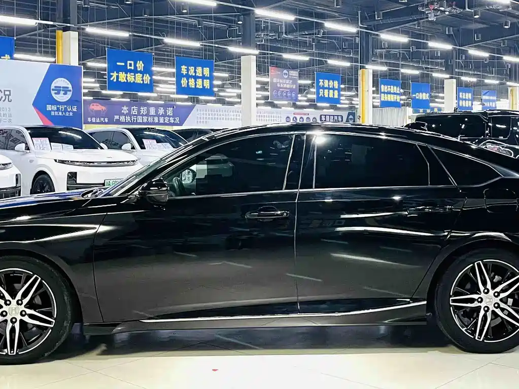 Honda Accord — миниатюра 6