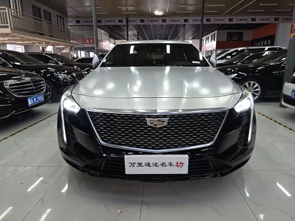 凯迪拉克CT6 2021款 28T 豪华运动型