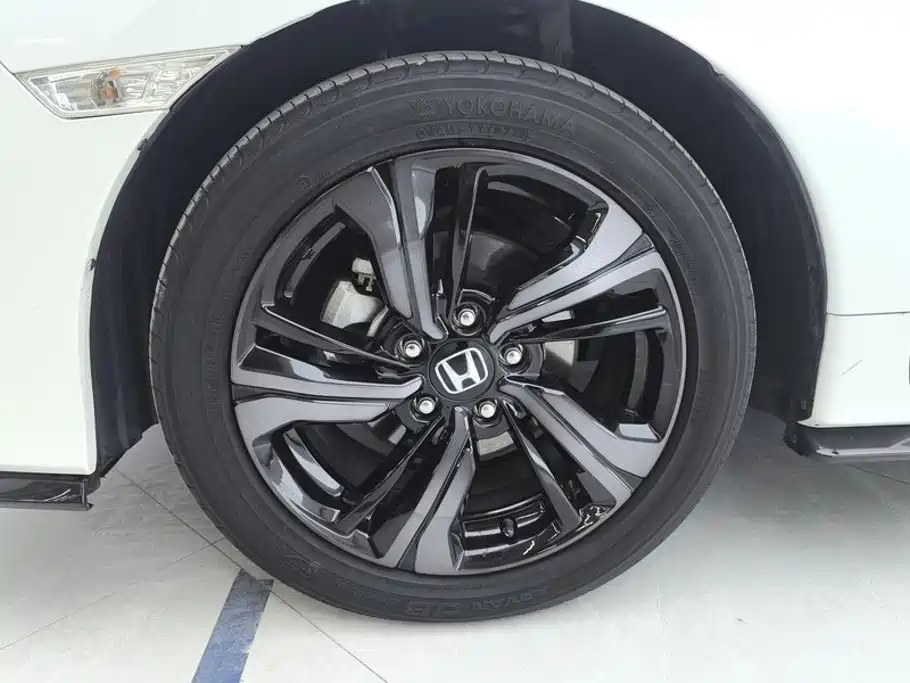 Honda Civic — миниатюра 6