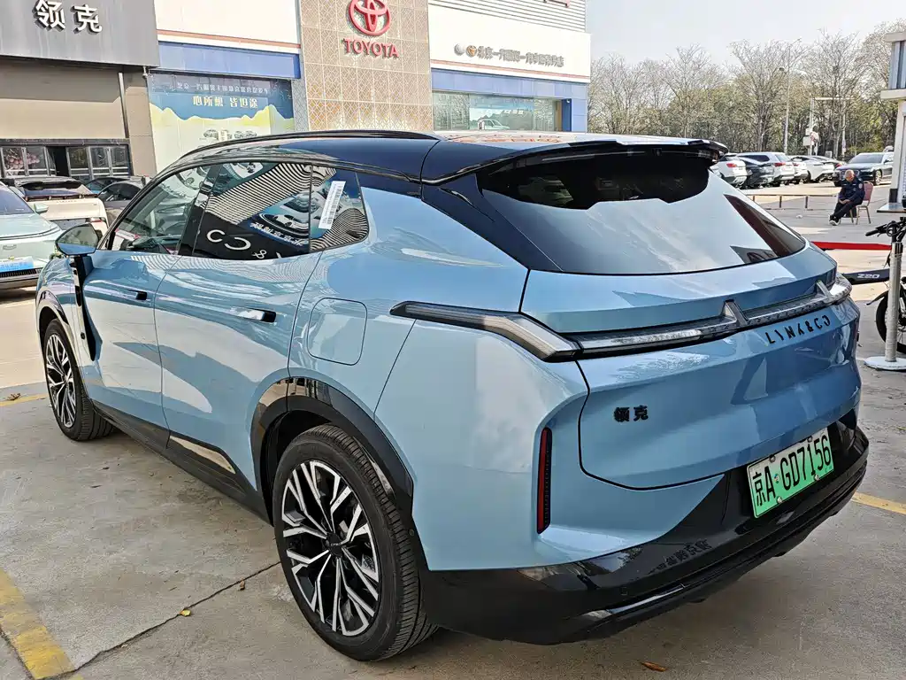 Lynk & Co 08 EM-P — миниатюра 2