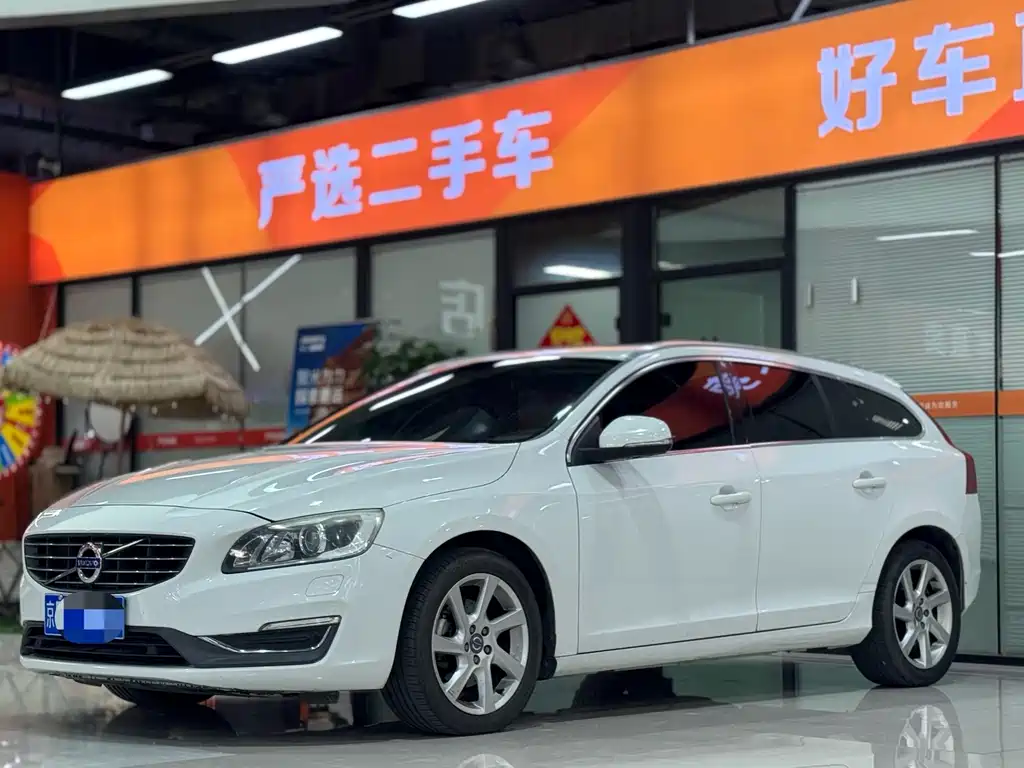 Купить Volvo V60