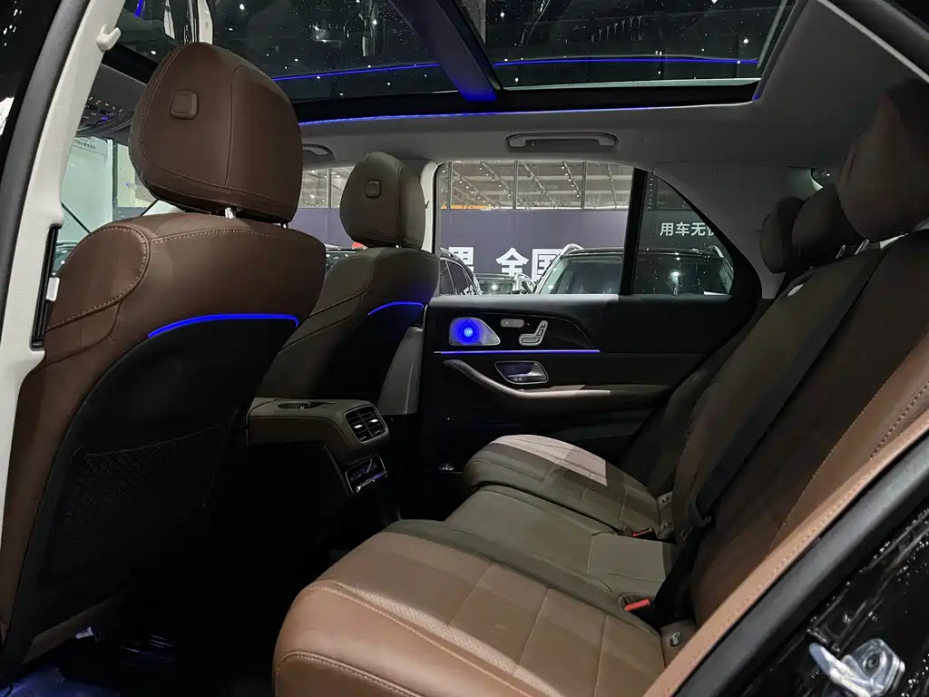 Mercedes-Benz GLE (Import) — миниатюра 12