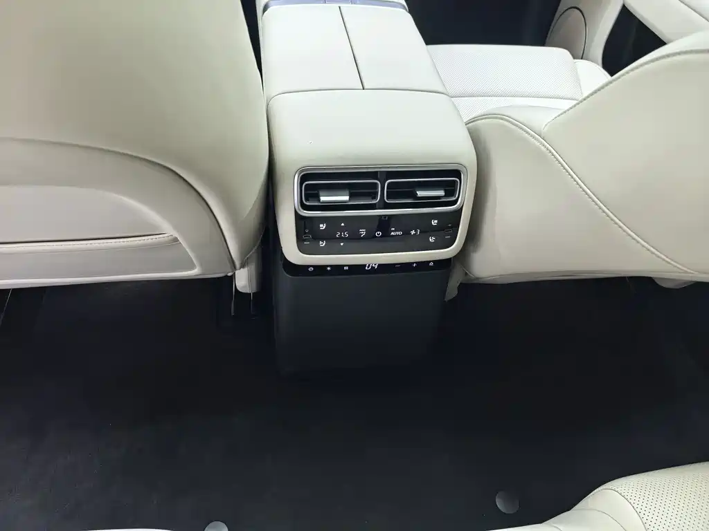 Li Auto Li L6 — миниатюра 8