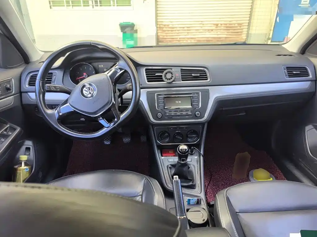 Volkswagen Lavida — миниатюра 5