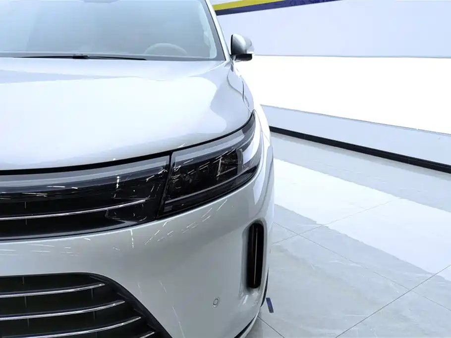 HONGMENG ZHIXING ASK THE WORLD M7