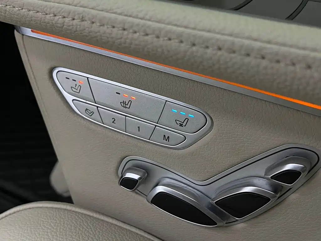 Mercedes-Benz V-Class — миниатюра 11