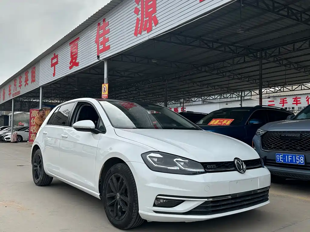 Volkswagen Golf — миниатюра 3