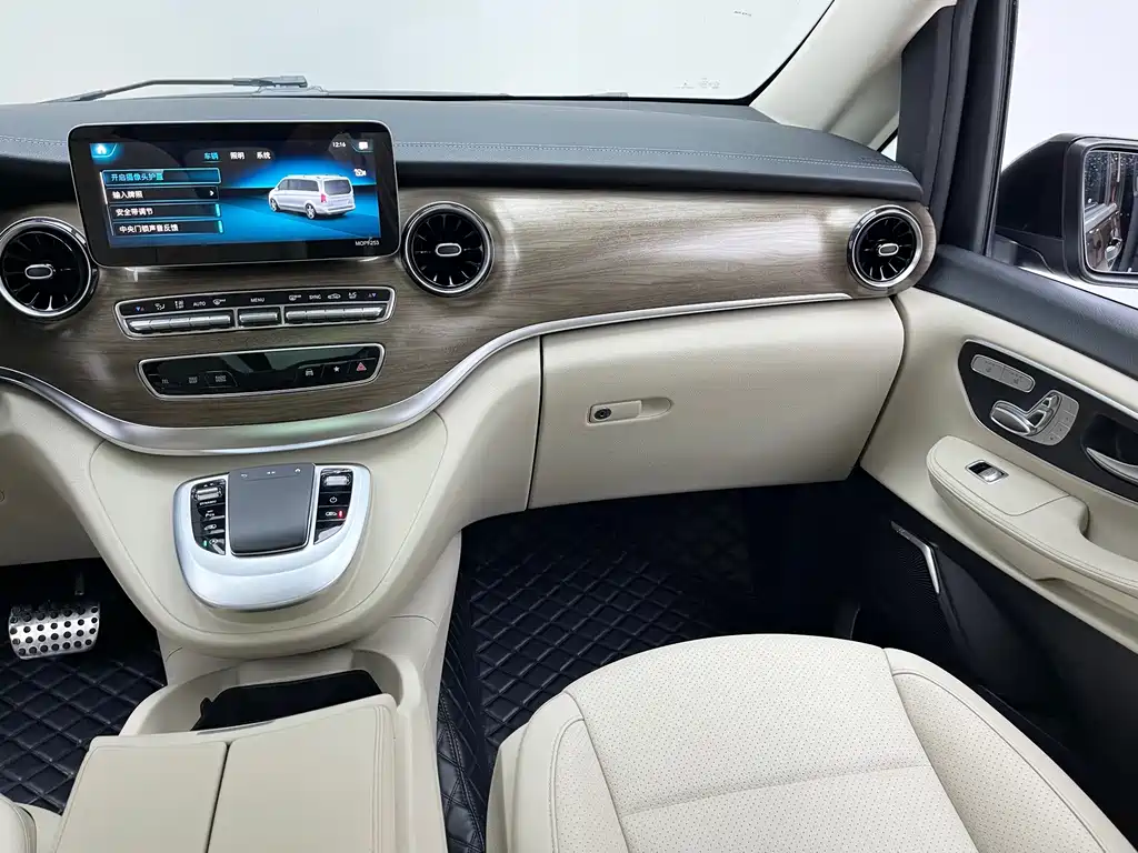 Mercedes-Benz V-Class — миниатюра 5