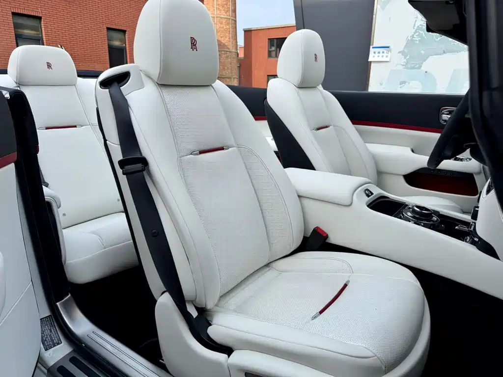 Rolls-Royce Dawn — миниатюра 16