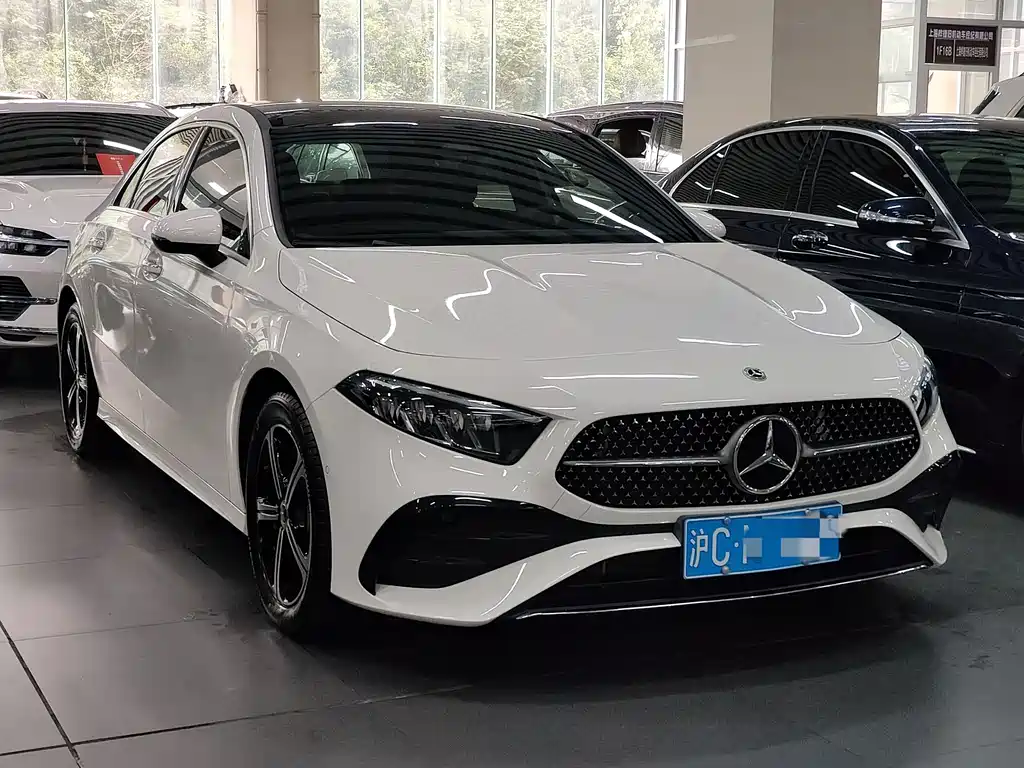 Mercedes-Benz A-Class — миниатюра 3