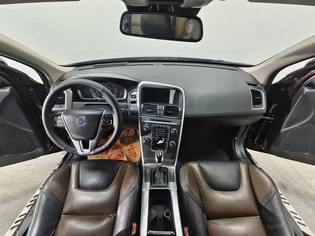 Volvo XC60 (Import) — миниатюра 9