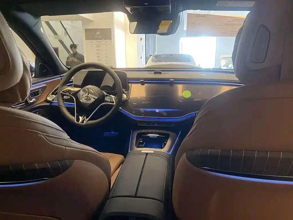 Mercedes-Benz E-Class E 2025 E 300 L Luxury