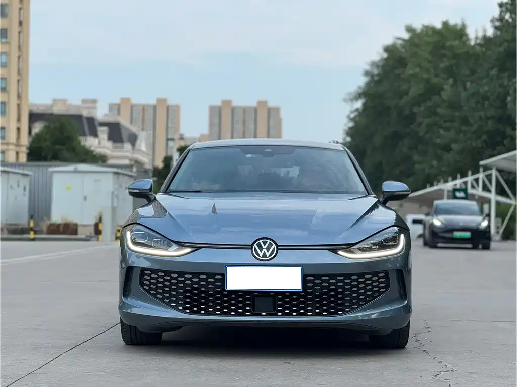 Volkswagen Lamando — миниатюра 2