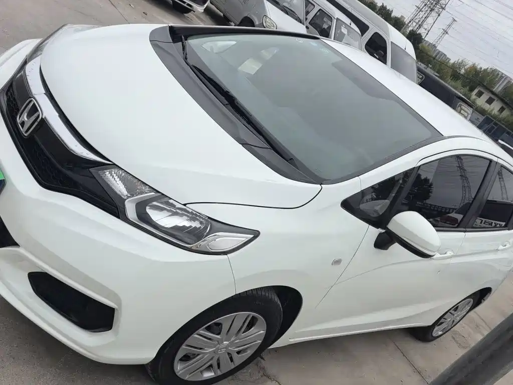 Honda Fit — миниатюра 24