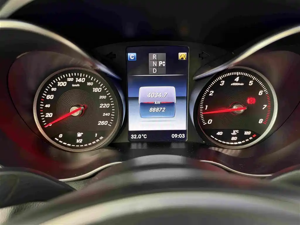 Mercedes-Benz C-Class — миниатюра 14