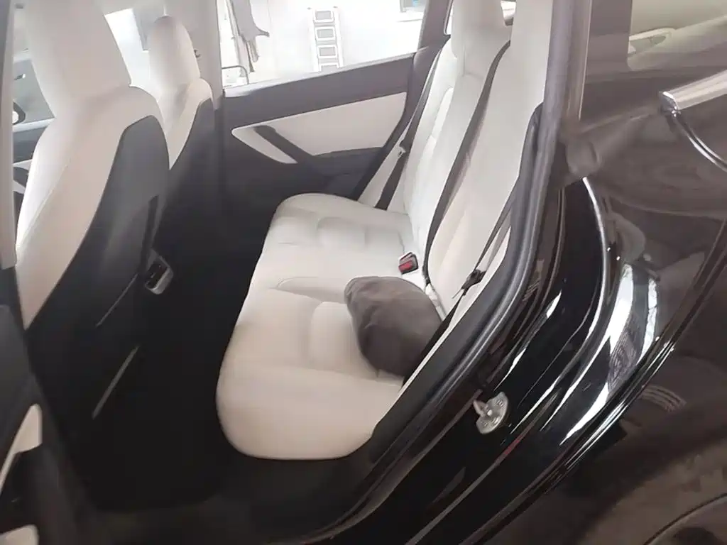 Tesla Model 3 — фотографии объявления, Фото 17
