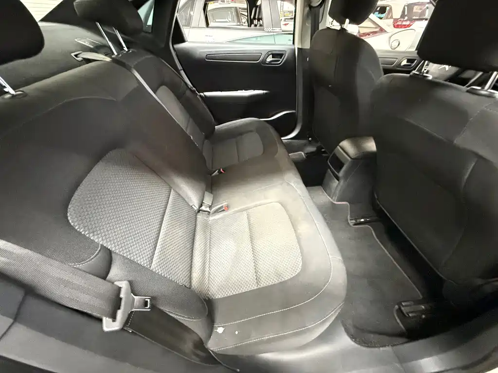 Citroen C4 — миниатюра 9