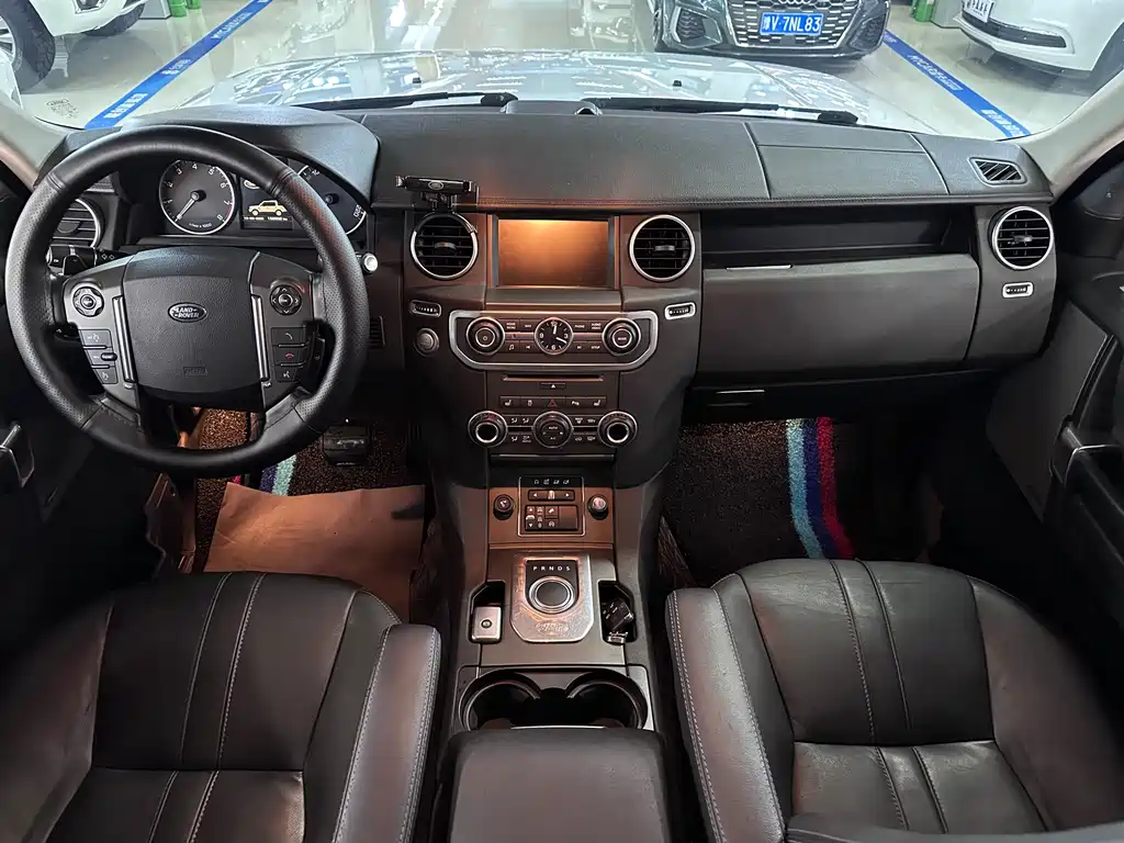 Land Rover Discovery 2016 3.0 SC V6 HSE
