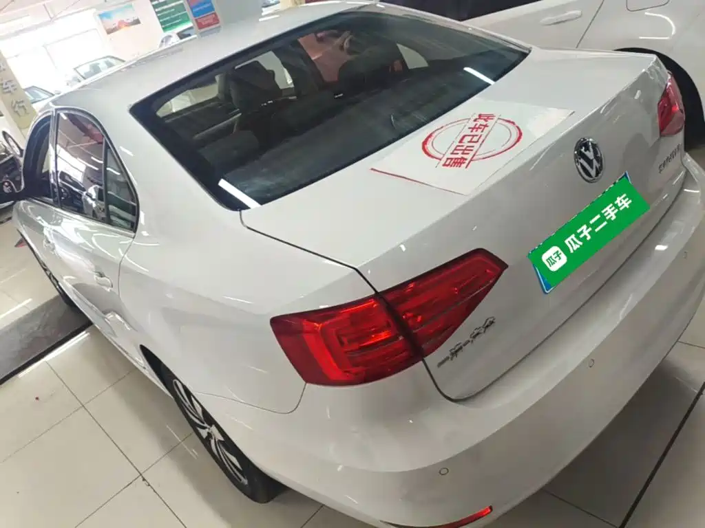 Volkswagen Sagitar — миниатюра 5