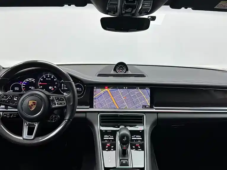 Porsche Panamera — миниатюра 11
