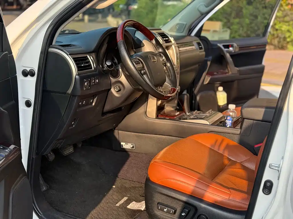 Lexus GX — миниатюра 4