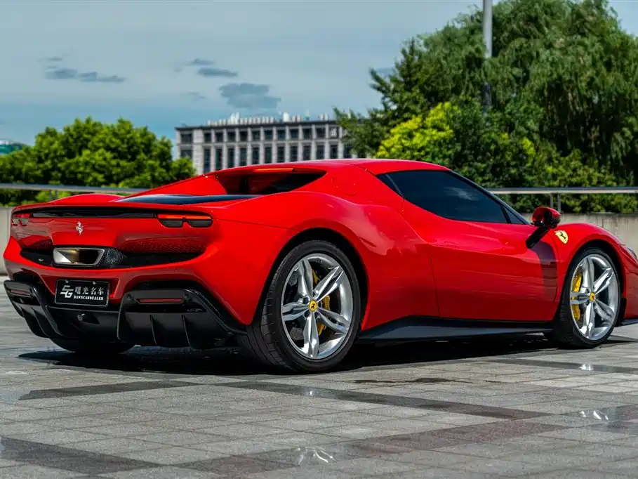 FERRARI  296