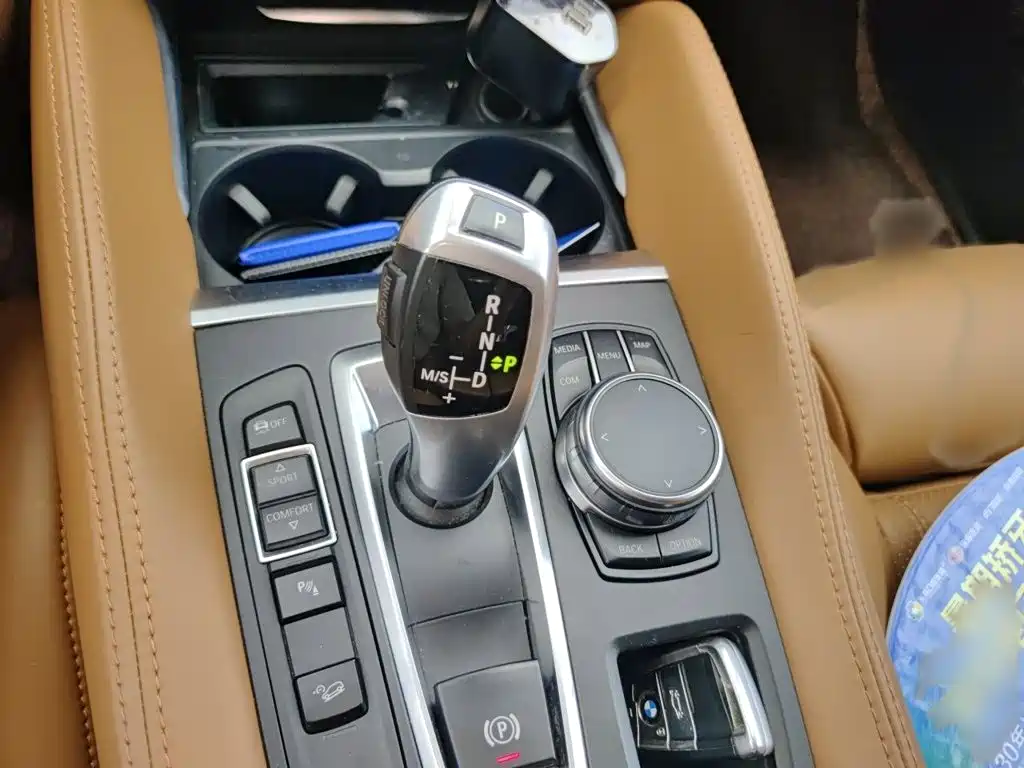 BMW X6 2017 xDrive28i